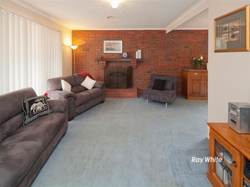 34 Melaleuca Crescent, Langwarrin VIC 3910