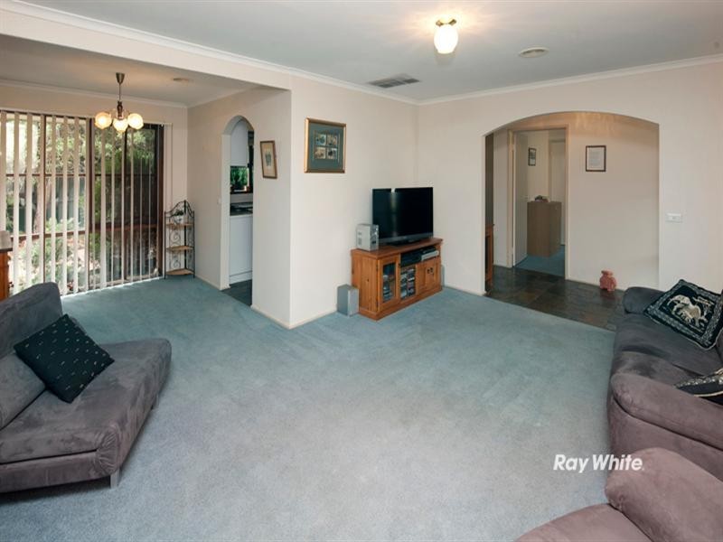 34 Melaleuca Crescent, Langwarrin VIC 3910