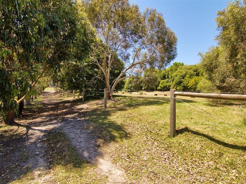 135 Bungower Road, Somerville VIC 3912