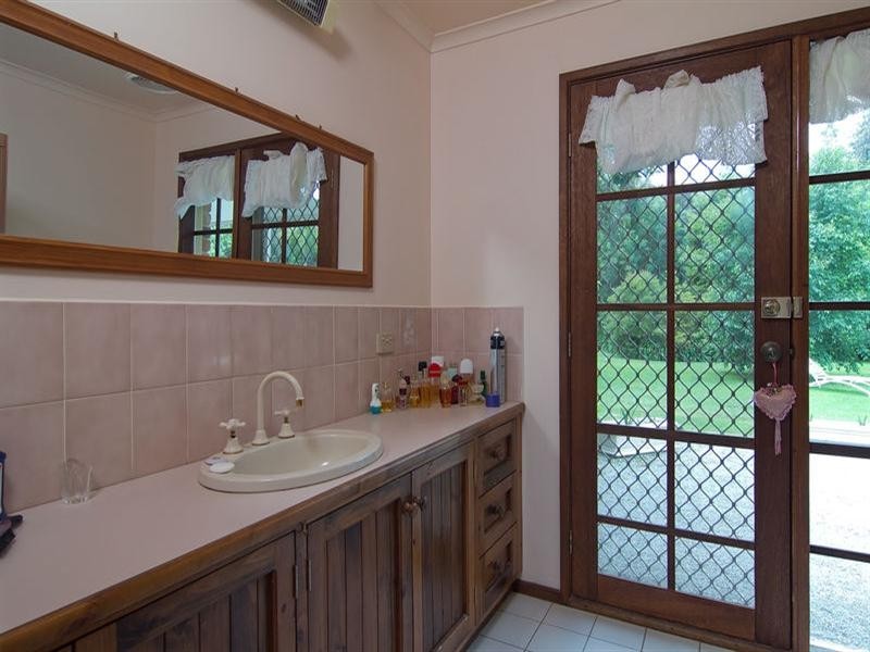 1 Stratford Close, Somerville VIC 3912