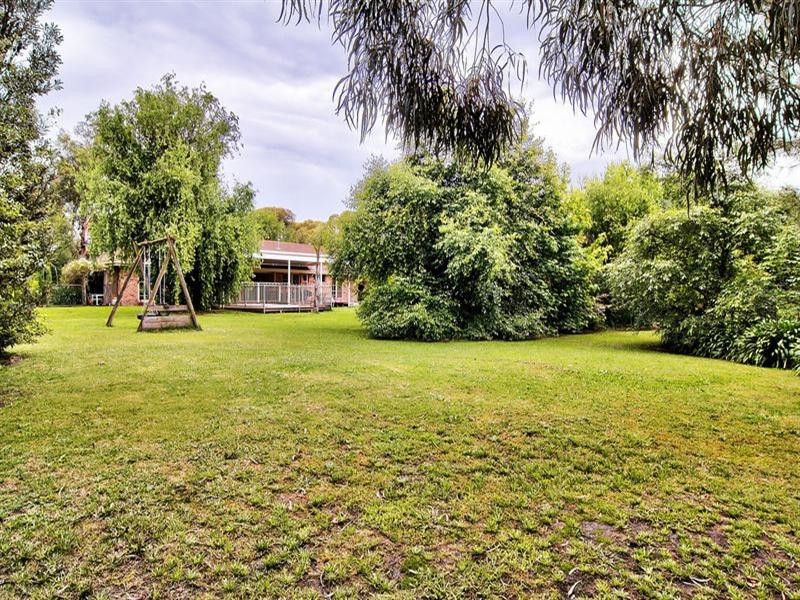 1 Stratford Close, Somerville VIC 3912