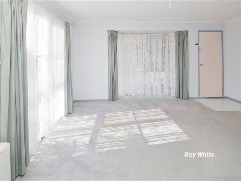 84 Clarendon Drive, Somerville VIC 3912