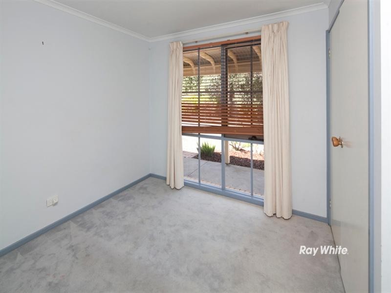 84 Clarendon Drive, Somerville VIC 3912