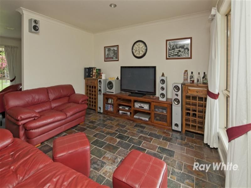 4 Bushbury Court, Somerville VIC 3912