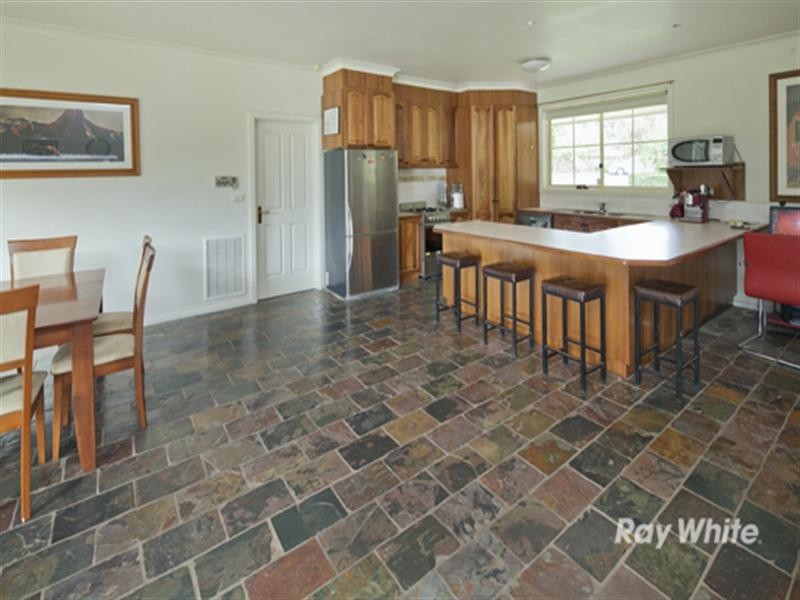 4 Bushbury Court, Somerville VIC 3912