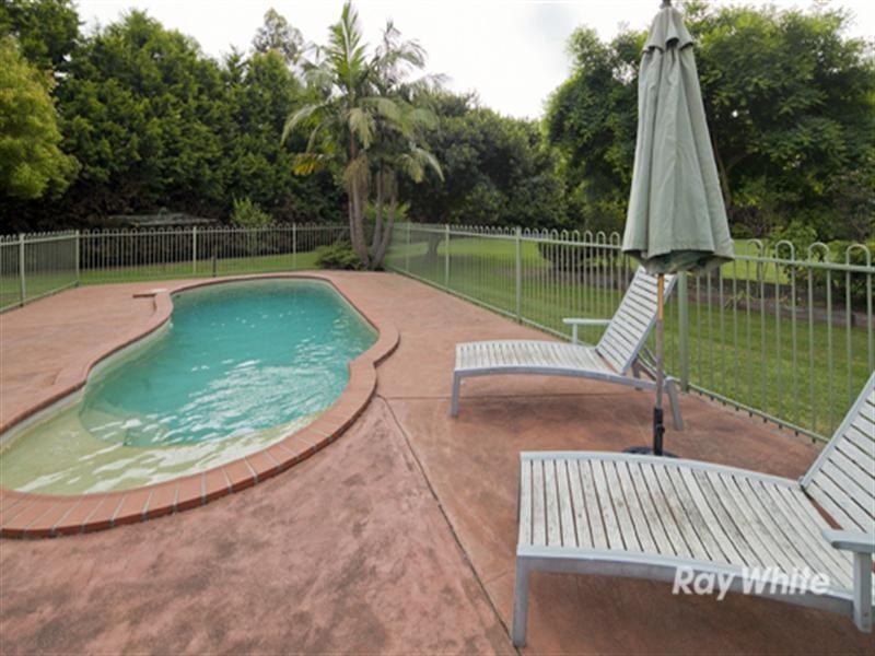 4 Bushbury Court, Somerville VIC 3912