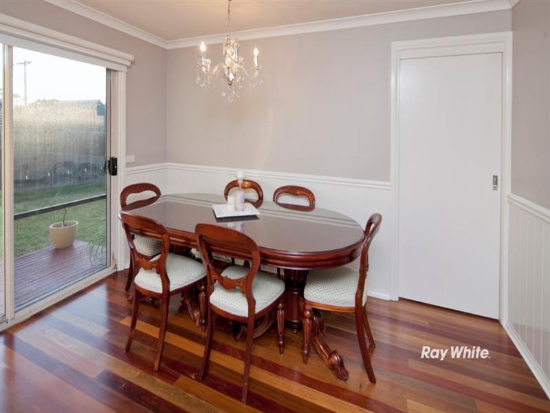 16 Bayview Road, Mornington VIC 3931