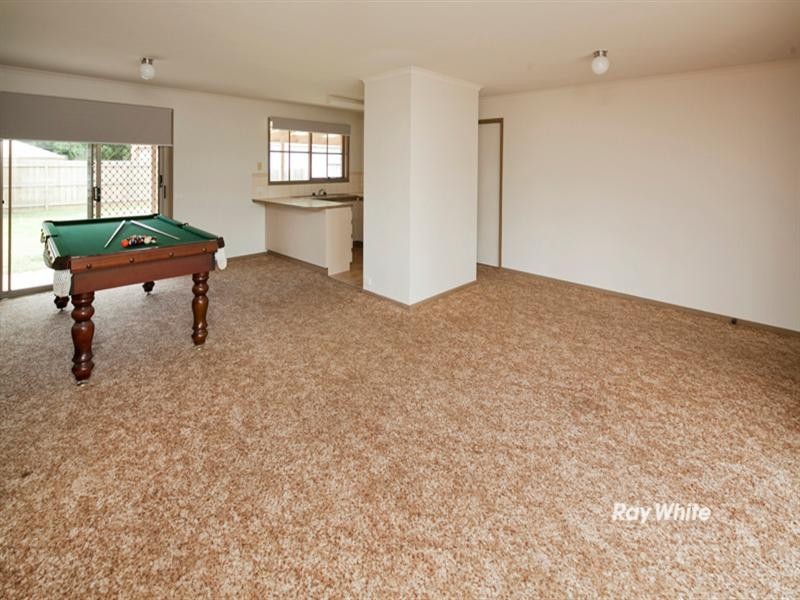 31 Clarendon Drive, Somerville VIC 3912