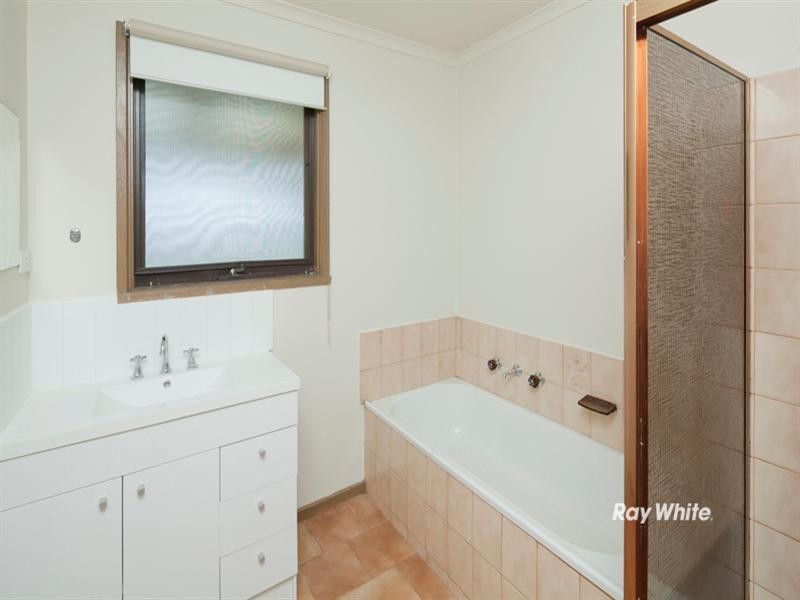 31 Clarendon Drive, Somerville VIC 3912