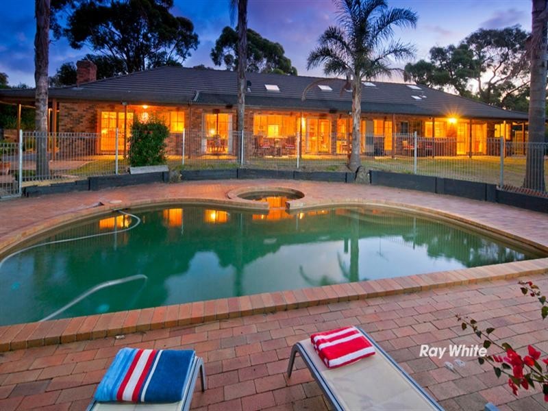 595 Robinsons Road, Langwarrin VIC 3910