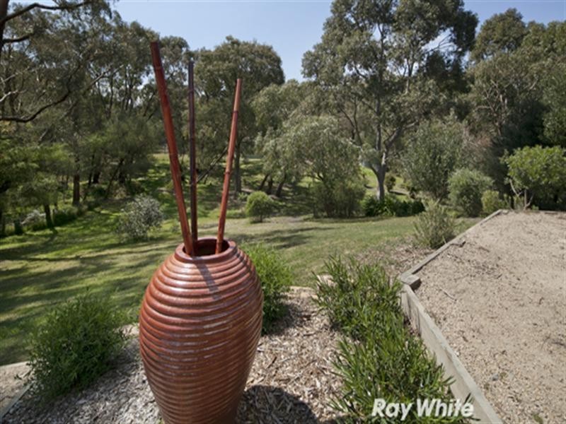 595 Robinsons Road, Langwarrin VIC 3910