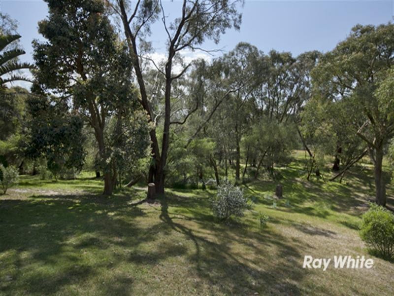 595 Robinsons Road, Langwarrin VIC 3910