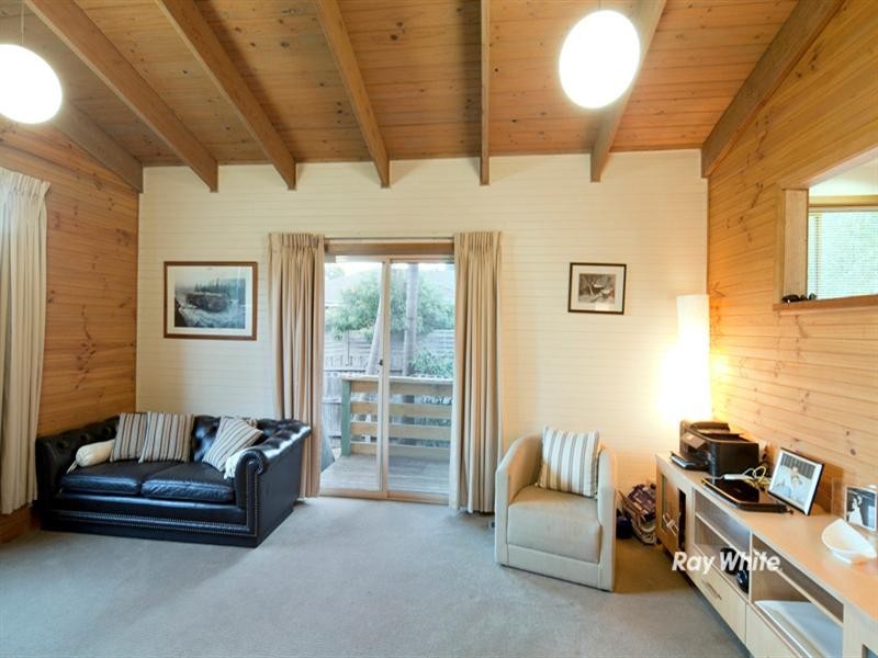 2 Eric Court, Langwarrin VIC 3910