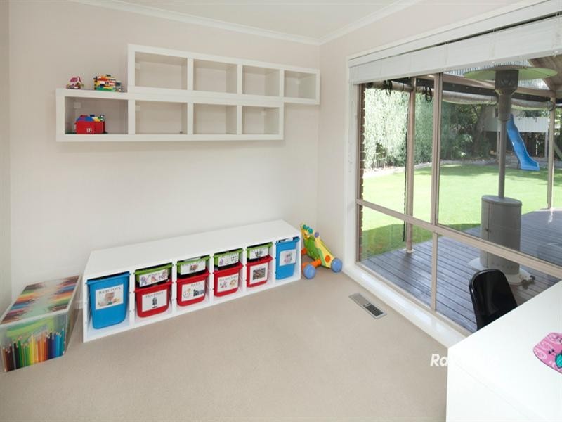 13 Orchard Court, Somerville VIC 3912