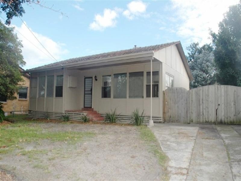 31 Radiata Street, Frankston North VIC 3200