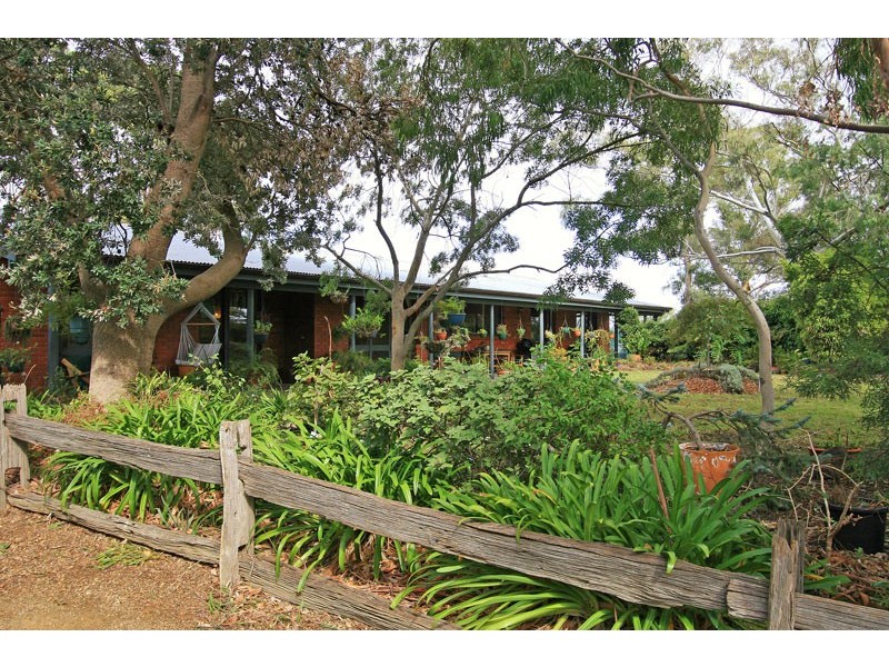 880 North Road, Pearcedale VIC 3912