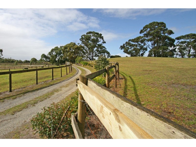 880 North Road, Pearcedale VIC 3912