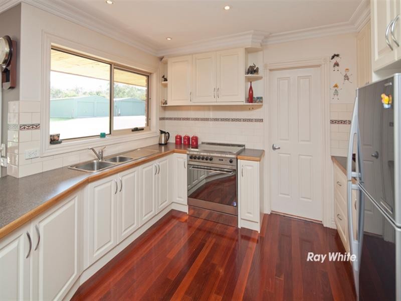 2 Faith Court, Langwarrin VIC 3910