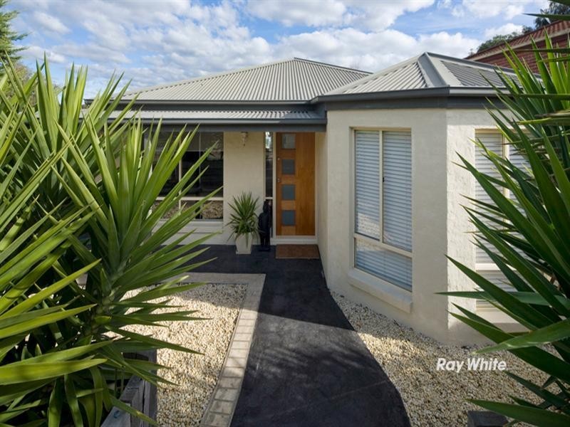 1 Sage Court, Langwarrin VIC 3910
