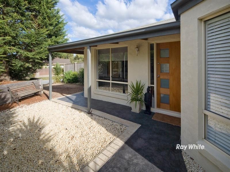 1 Sage Court, Langwarrin VIC 3910