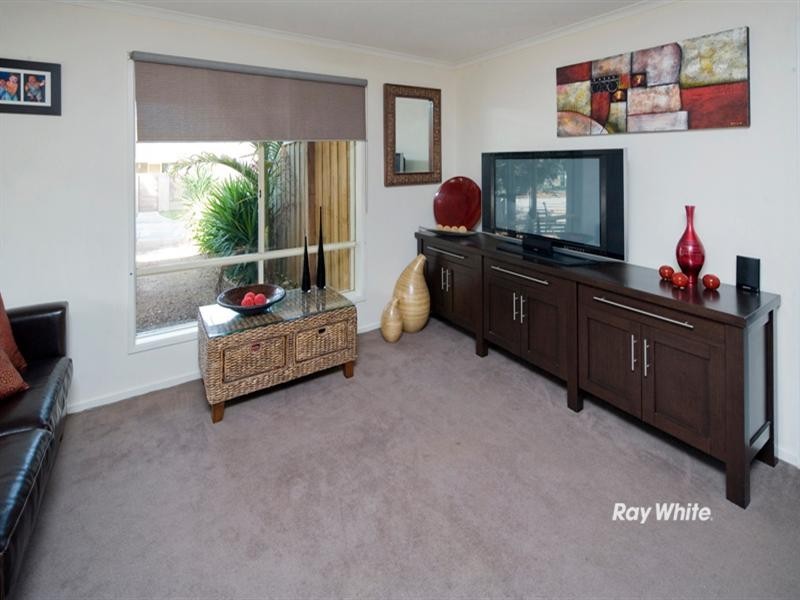 1 Sage Court, Langwarrin VIC 3910