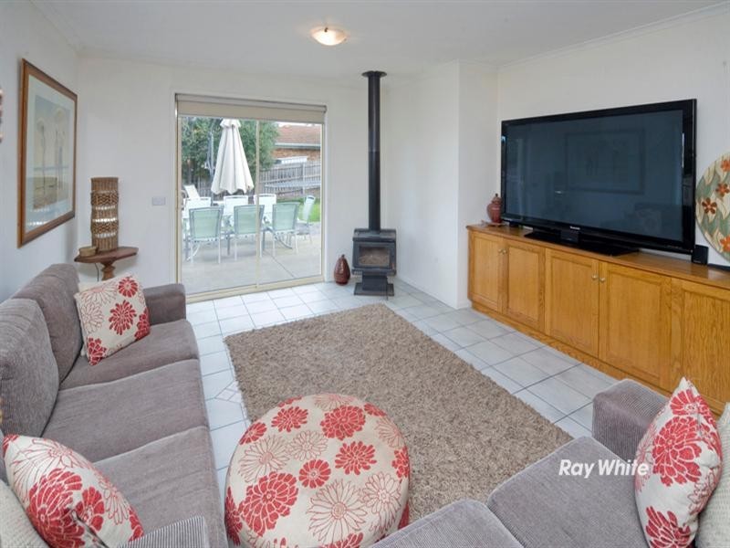 1 Sage Court, Langwarrin VIC 3910