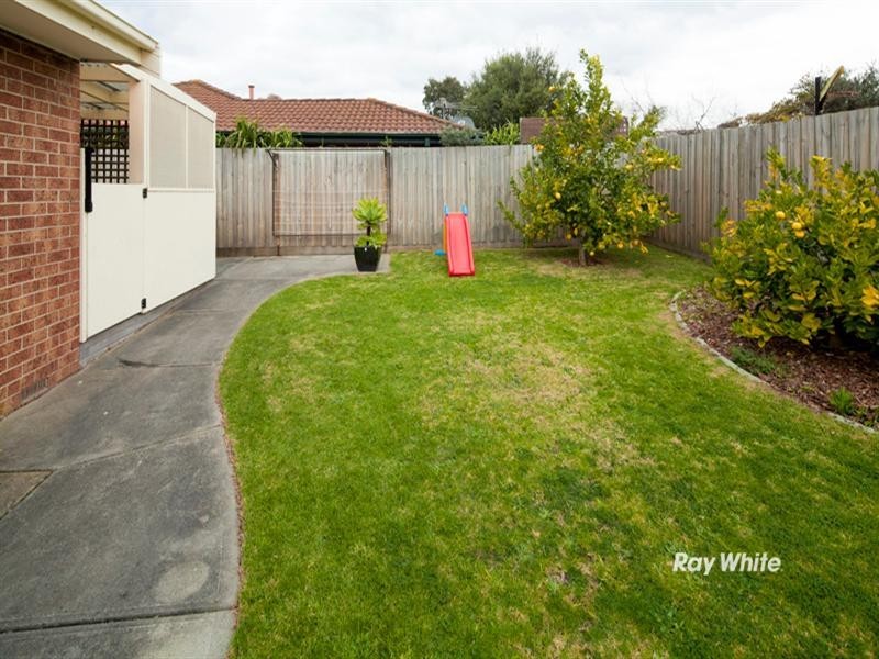 18 Monique Drive, Langwarrin VIC 3910