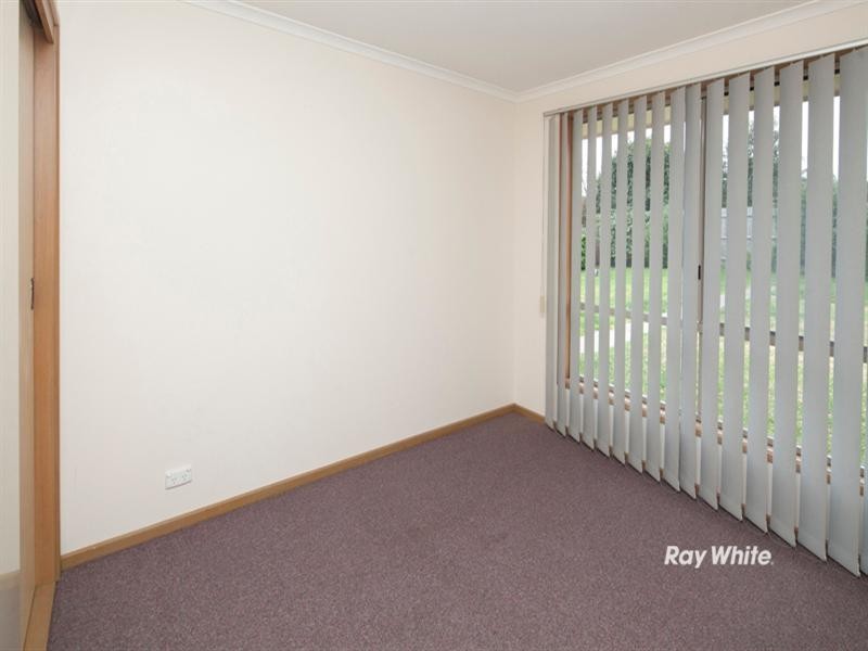 17 Clarendon Drive, Somerville VIC 3912