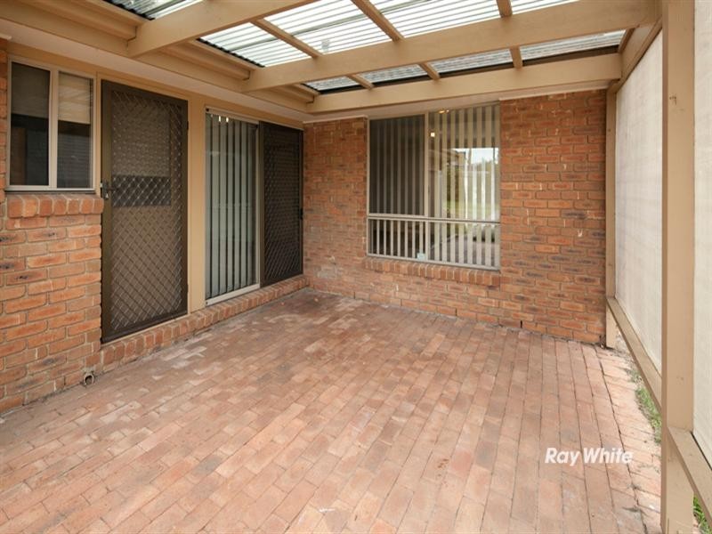 17 Clarendon Drive, Somerville VIC 3912