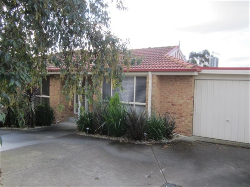 1/9 Warrindale Close, Langwarrin VIC 3910