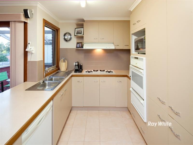 6 Panoramic Drive, Langwarrin VIC 3910