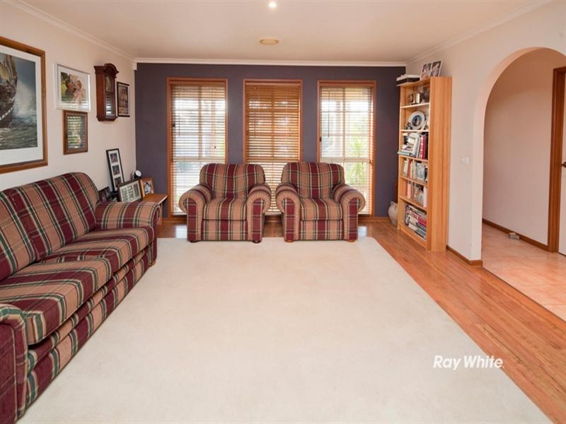 4 Alison Court, Langwarrin VIC 3910