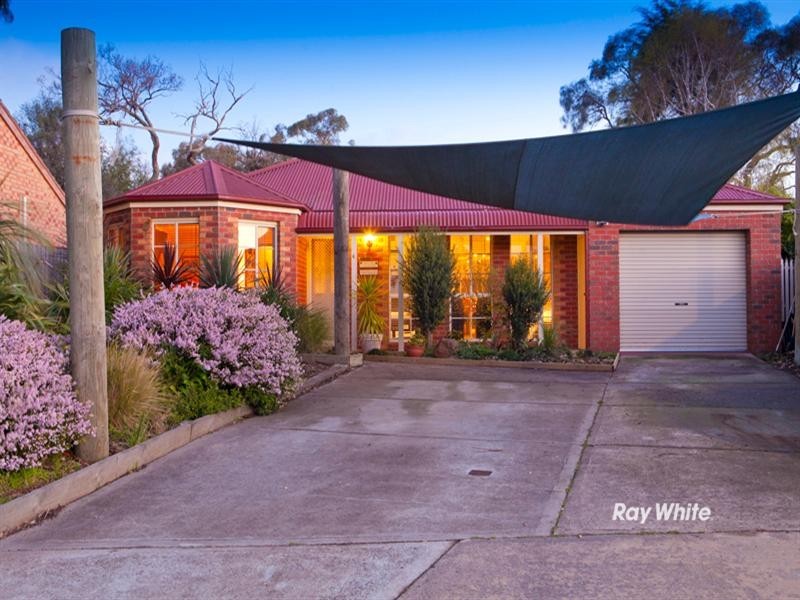 4 Alison Court, Langwarrin VIC 3910