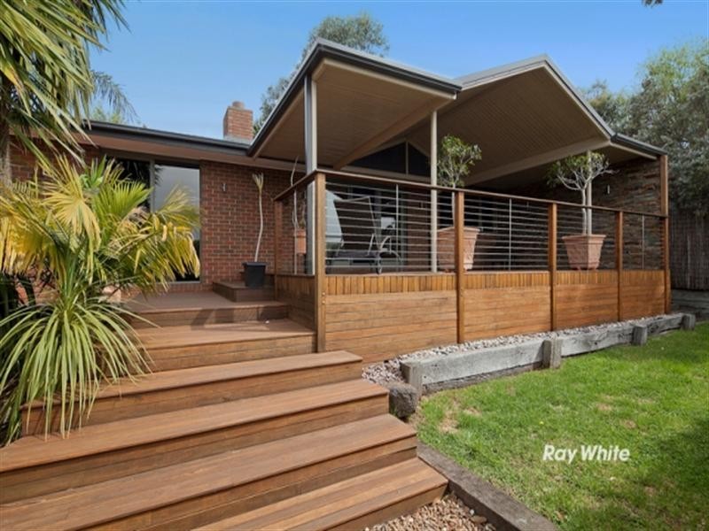 2 Airlie Court, Langwarrin VIC 3910