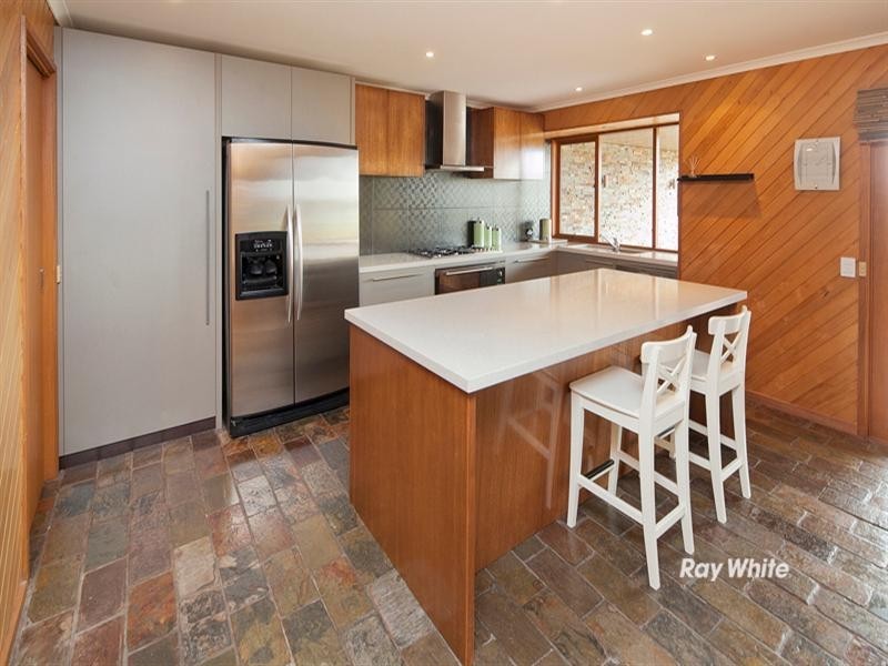2 Airlie Court, Langwarrin VIC 3910