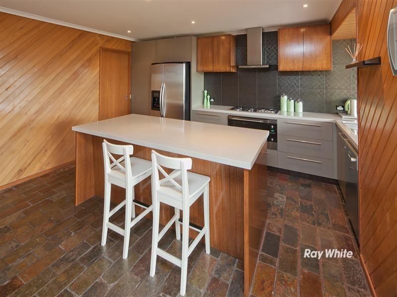 2 Airlie Court, Langwarrin VIC 3910