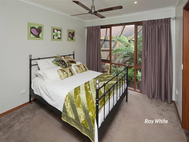 2 Airlie Court, Langwarrin VIC 3910