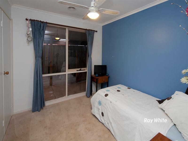 6 Lorraine Avenue, Langwarrin VIC 3910