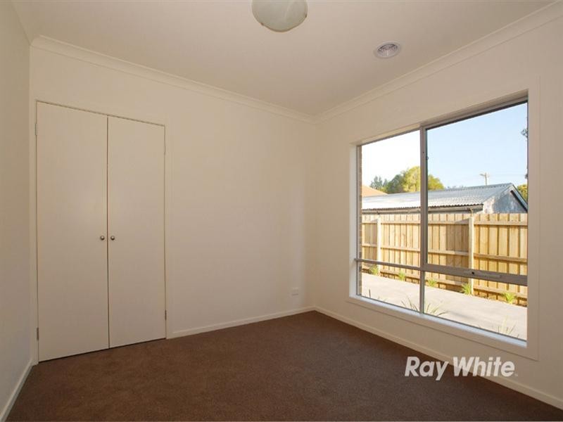 2/47 Barry Street, Seaford VIC 3198