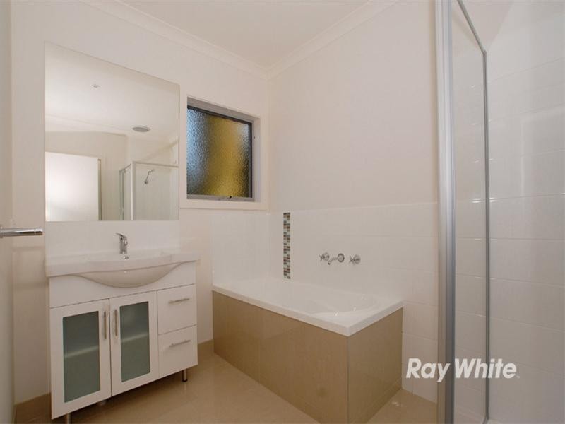 2/47 Barry Street, Seaford VIC 3198