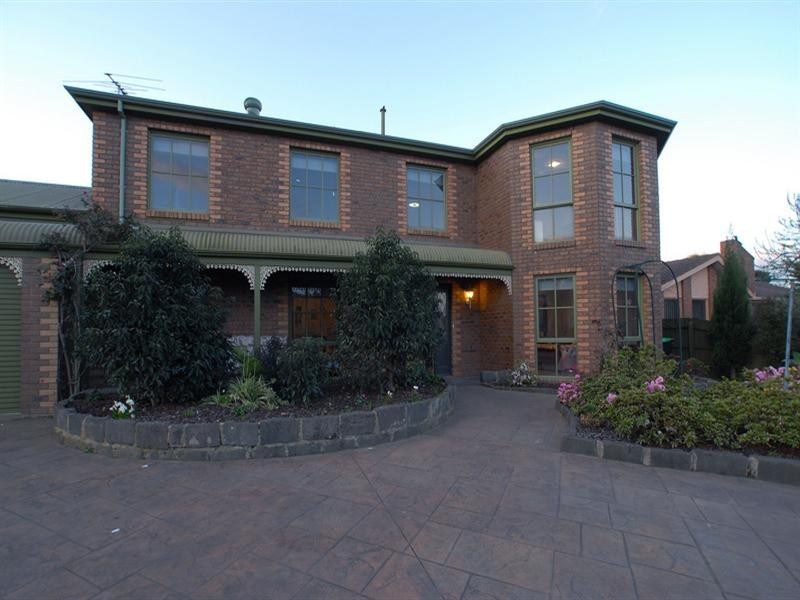 26 Olearia Crescent, Langwarrin VIC 3910