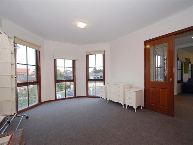 26 Olearia Crescent, Langwarrin VIC 3910