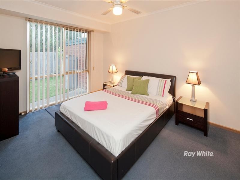 1/27 Wahgunyah Crescent, Langwarrin VIC 3910