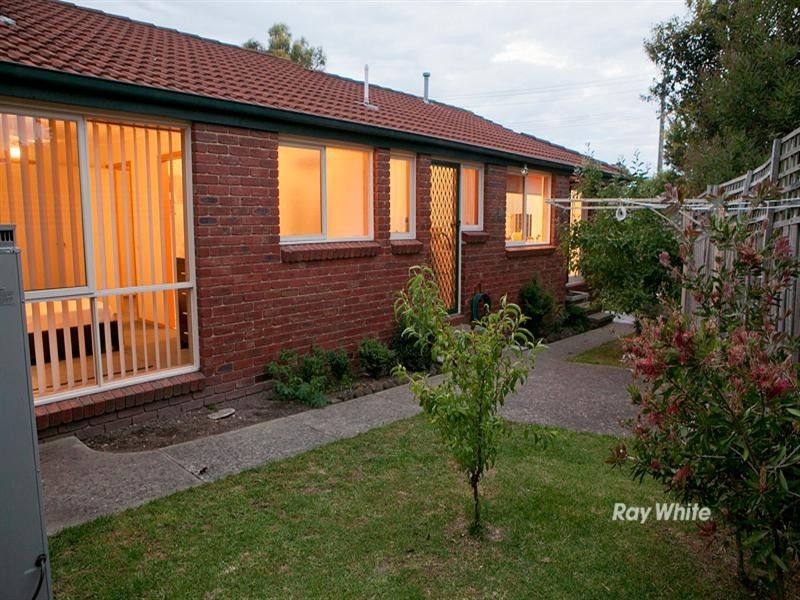 1/27 Wahgunyah Crescent, Langwarrin VIC 3910