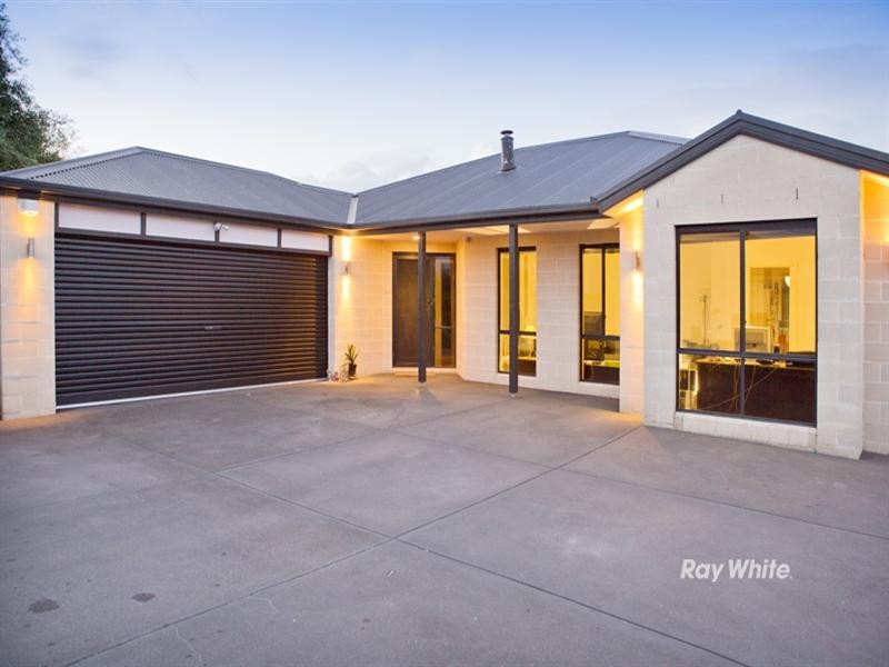 24 Evergreen Way, Langwarrin VIC 3910