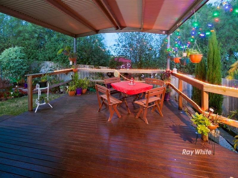 24 Bottlebrush Court, Langwarrin VIC 3910