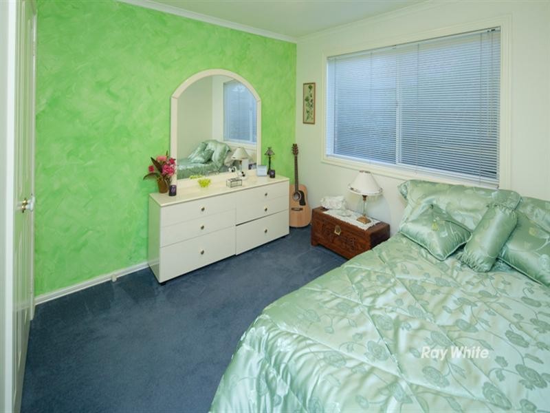 24 Bottlebrush Court, Langwarrin VIC 3910