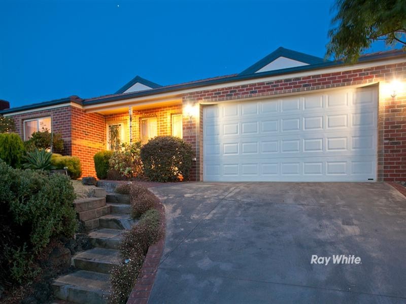 24 Bottlebrush Court, Langwarrin VIC 3910