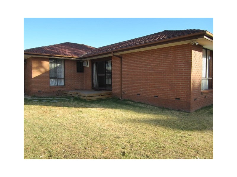 11 Sitella Court, Carrum Downs VIC 3201