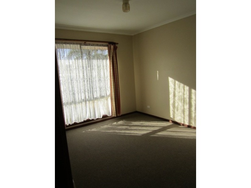 11 Sitella Court, Carrum Downs VIC 3201